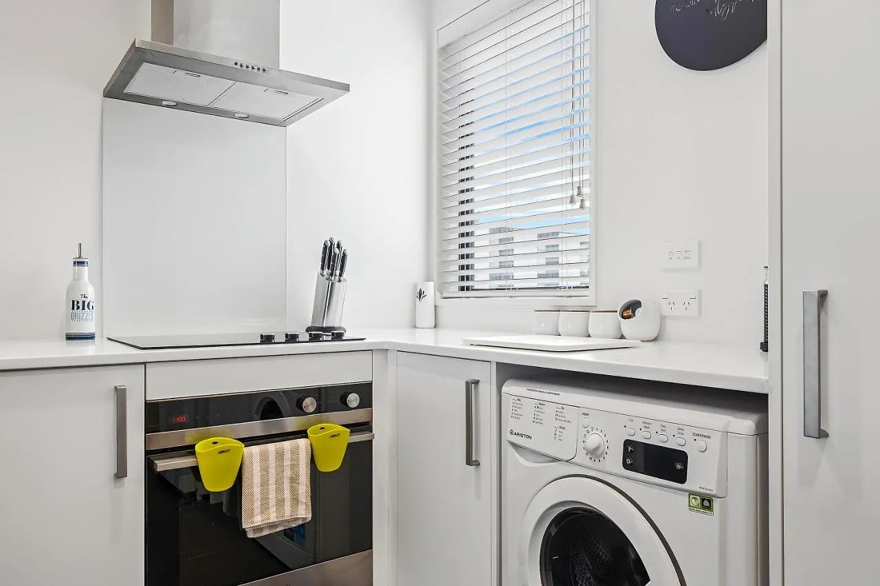 2 Bedroom City Pad With Free Car Park Christchurch 0*,  New Zealand